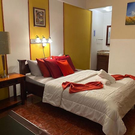 Hotel Amon Real Costa Rica サンホセ エクステリア 写真