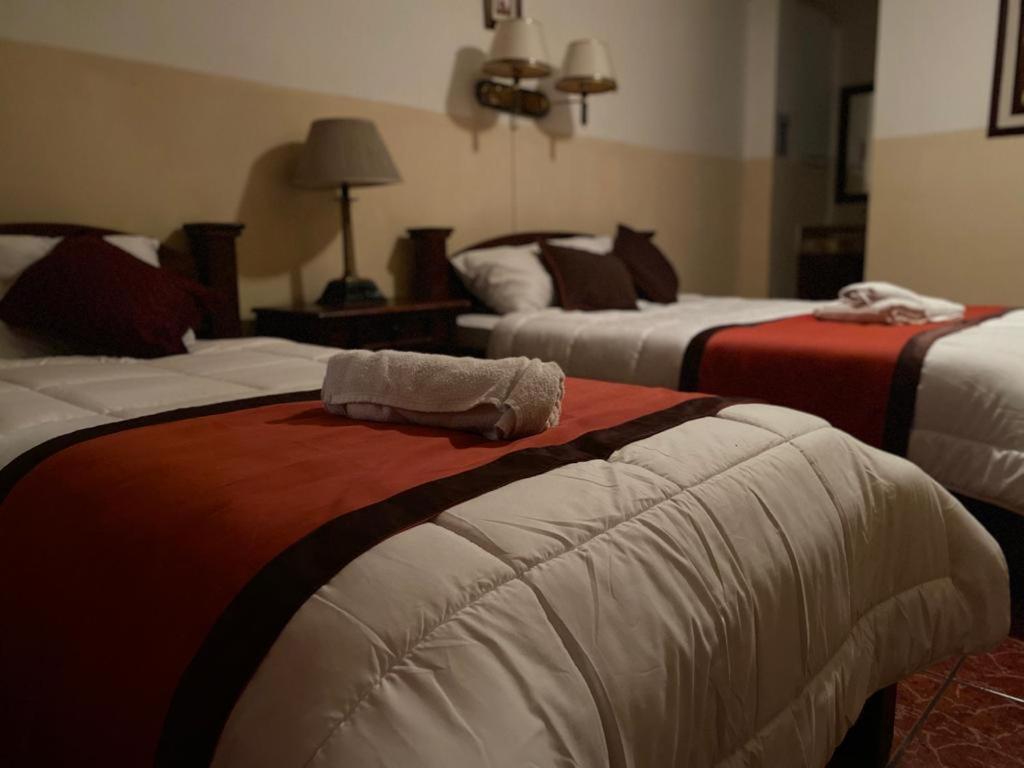 Hotel Amon Real Costa Rica サンホセ エクステリア 写真